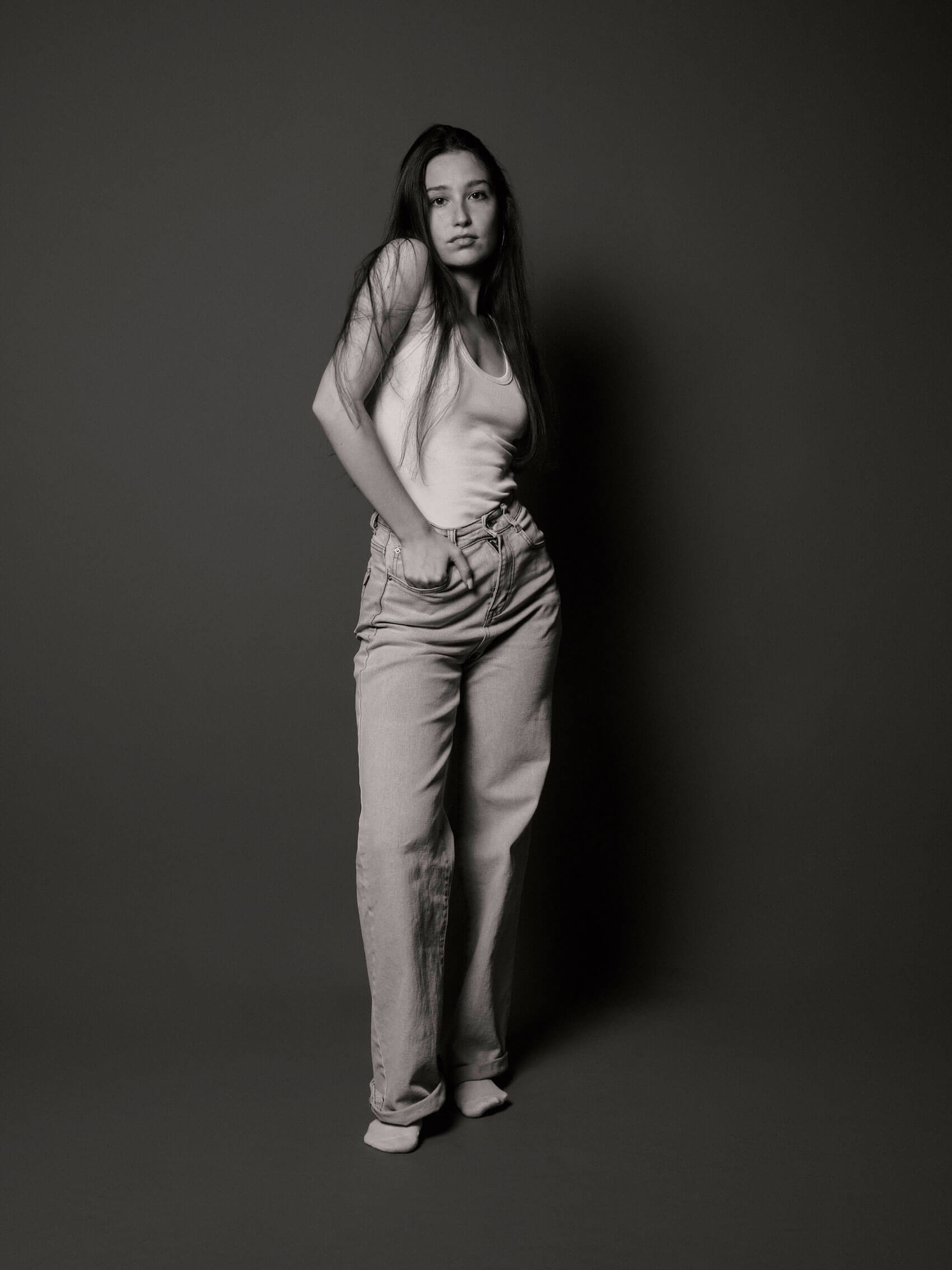 Студия без фотографа чб фото